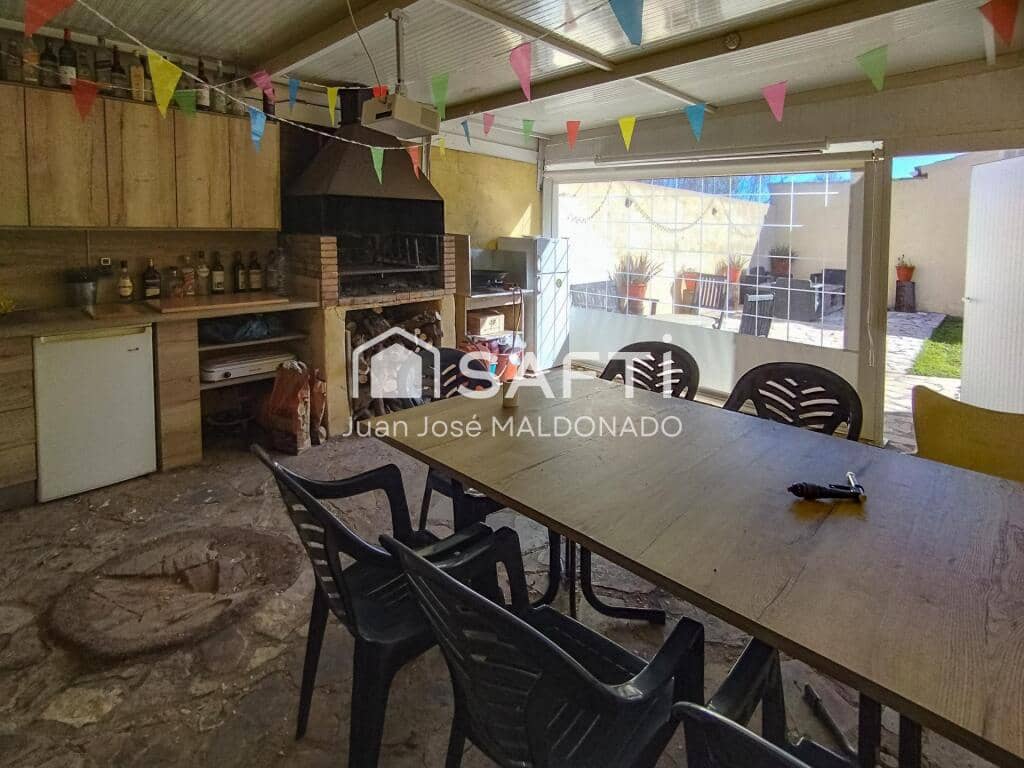 3 soveværelse Villa til salg i Benicarlo med garage - € 250.000 (Ref: 9173931)