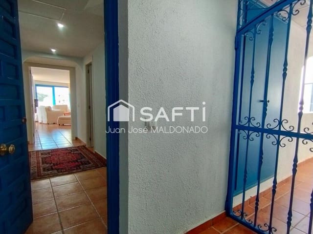 4 bedroom Penthouse for sale in Peñíscola with pool - € 340,000 (Ref: 9173940)