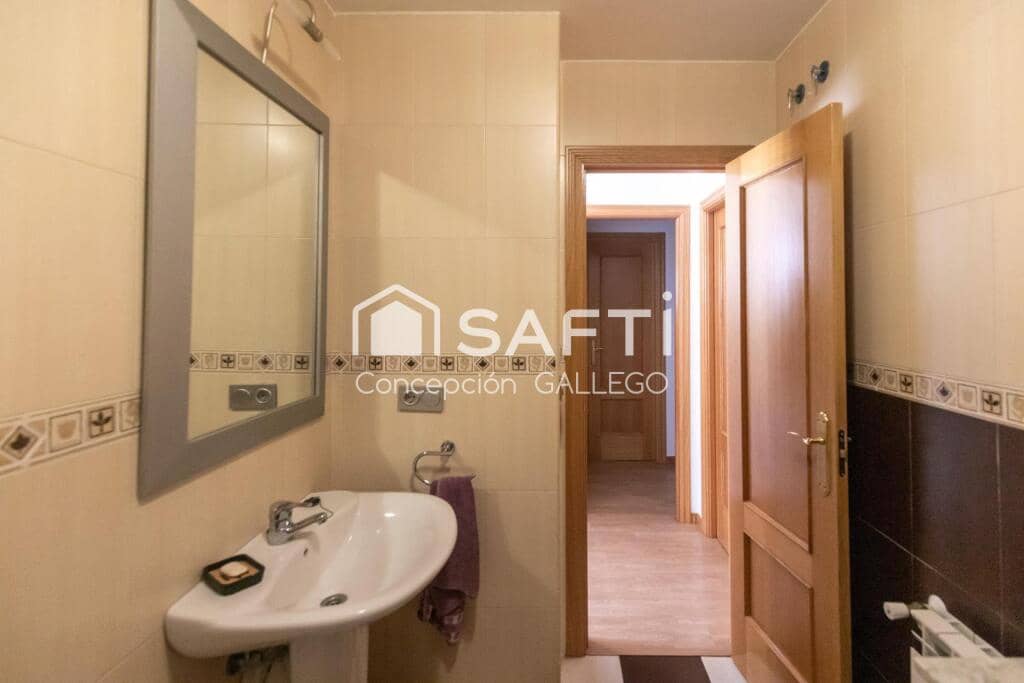 4 soveværelse Rækkehus til salg i Campo de Criptana med garage - € 290.000 (Ref: 9173957)