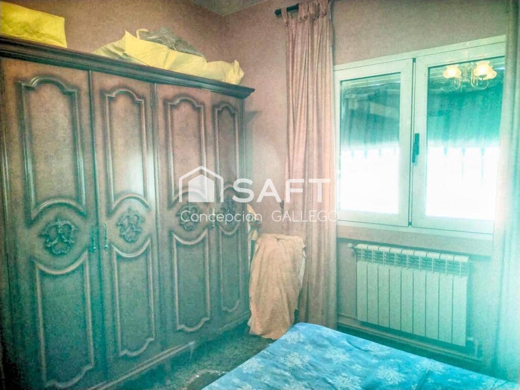 4 soveværelse Villa til salg i Alcazar de San Juan - € 138.000 (Ref: 9173962)