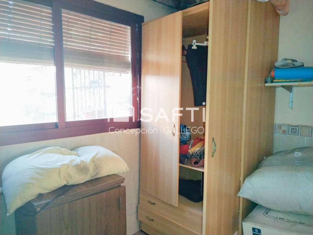 4 soveværelse Villa til salg i Alcazar de San Juan - € 138.000 (Ref: 9173962)