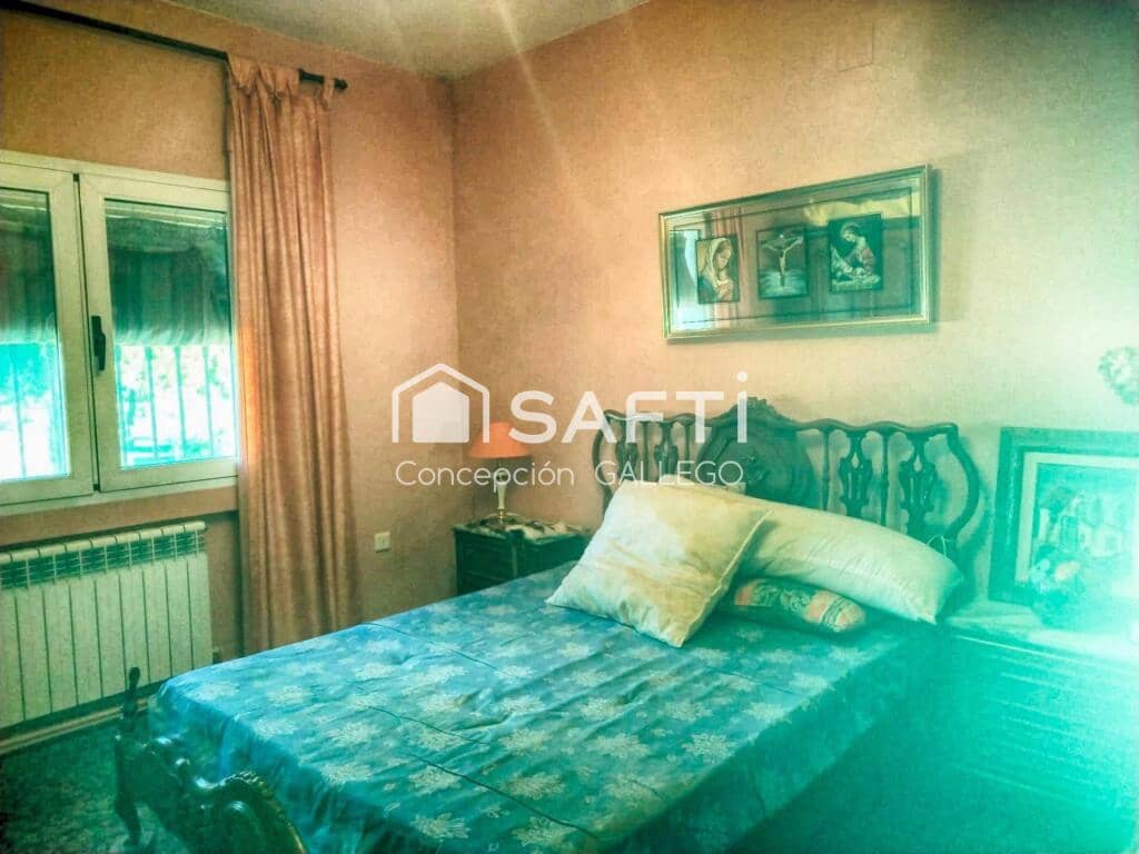 4 soveværelse Villa til salg i Alcazar de San Juan - € 138.000 (Ref: 9173962)