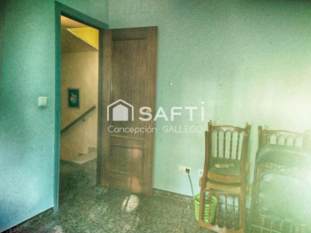 4 soveværelse Villa til salg i Alcazar de San Juan - € 138.000 (Ref: 9173962)