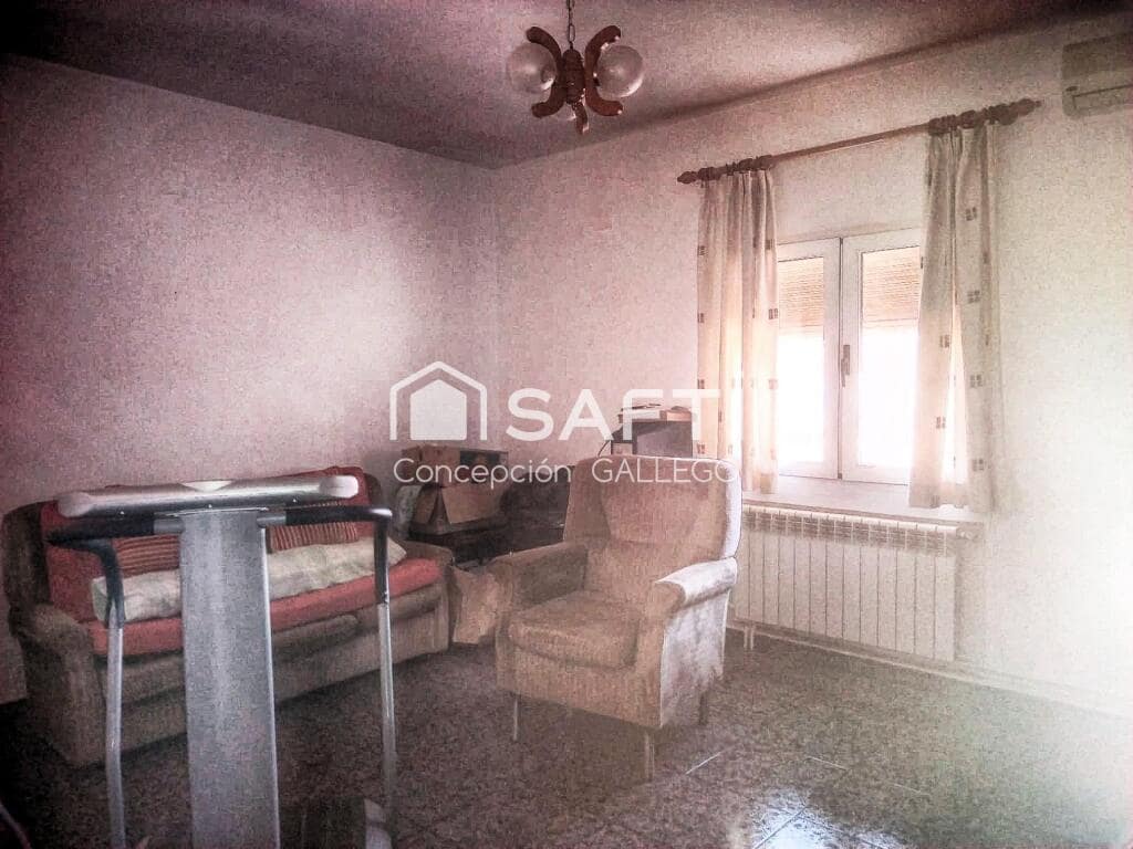 4 soveværelse Villa til salg i Alcazar de San Juan - € 138.000 (Ref: 9173962)
