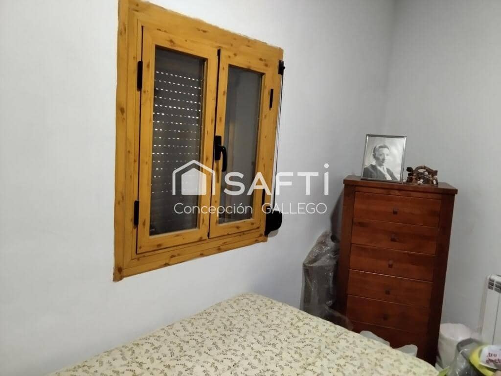 2 soveværelse Villa til salg i Campo de Criptana med garage - € 40.000 (Ref: 9173964)