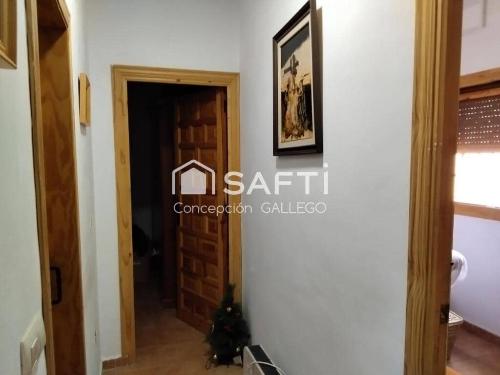 2 soveværelse Villa til salg i Campo de Criptana med garage - € 40.000 (Ref: 9173964)