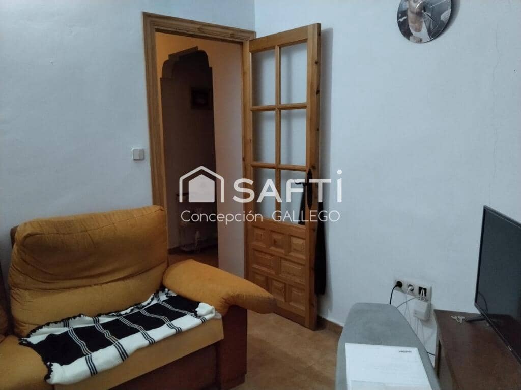 2 soveværelse Villa til salg i Campo de Criptana med garage - € 40.000 (Ref: 9173964)