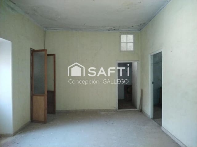 4 soveværelse Villa til salg i Campo de Criptana - € 75.000 (Ref: 9173966)