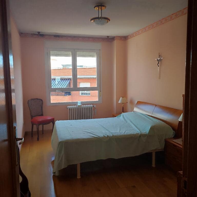 3 soveværelse Lejlighed til salg i Ciudad Real by med garage - € 249.000 (Ref: 9173973)