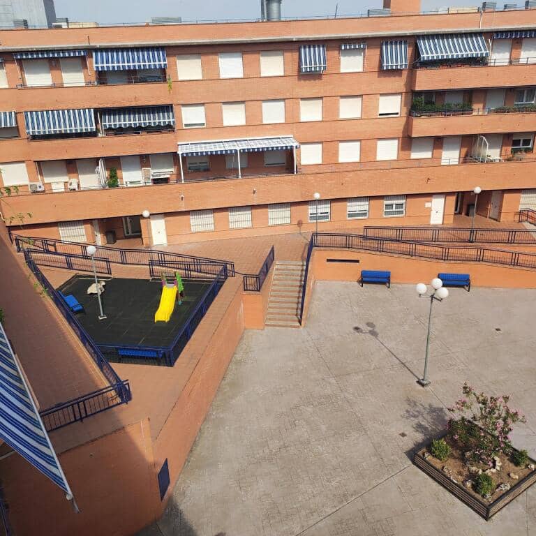 3 soveværelse Lejlighed til salg i Ciudad Real by med garage - € 249.000 (Ref: 9173973)