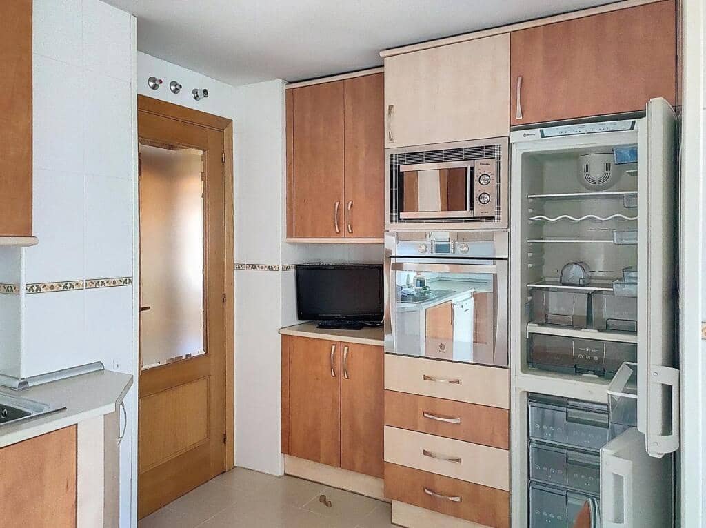 3 bedroom Apartment for sale in Ciudad Real city with garage - € 249,000 (Ref: 9173973)