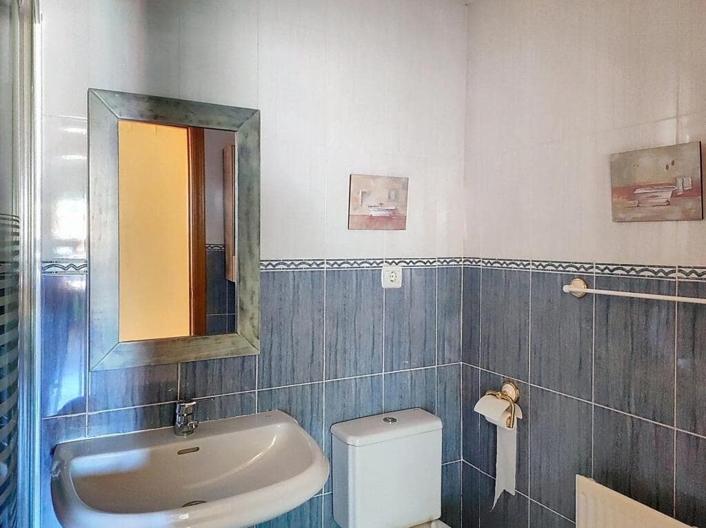 3 bedroom Apartment for sale in Ciudad Real city with garage - € 249,000 (Ref: 9173973)