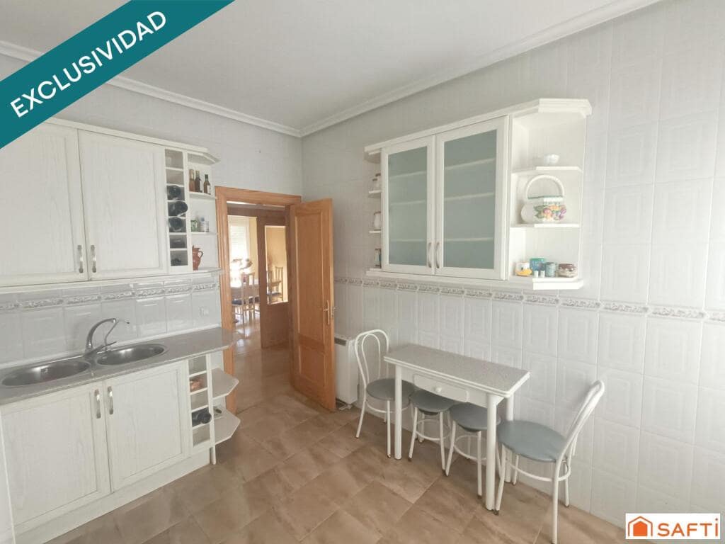 3 soverom Rekkehus til salgs i Villarta de San Juan med garasje - € 100 000 (Ref: 9173976)