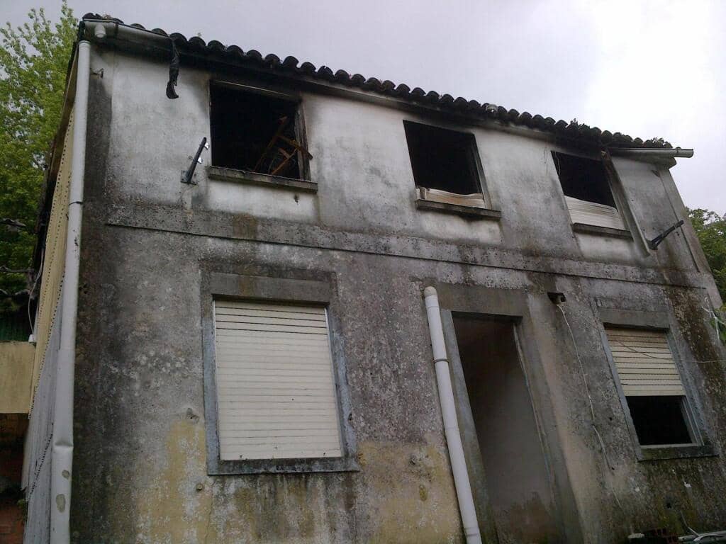 3 soveværelse Villa til salg i Santiago de Compostela med garage - € 158.000 (Ref: 9173990)