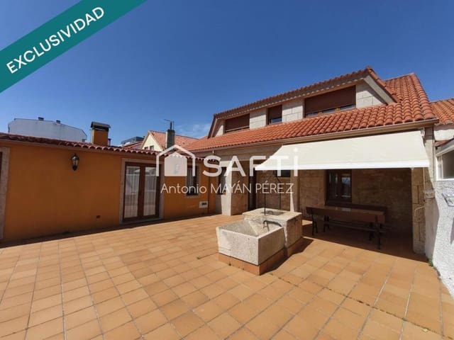 6 bedroom Villa for sale in Ribeira with garage - € 829,000 (Ref: 9174004)