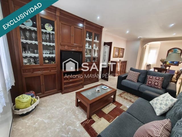 6 bedroom Villa for sale in Ribeira with garage - € 829,000 (Ref: 9174004)