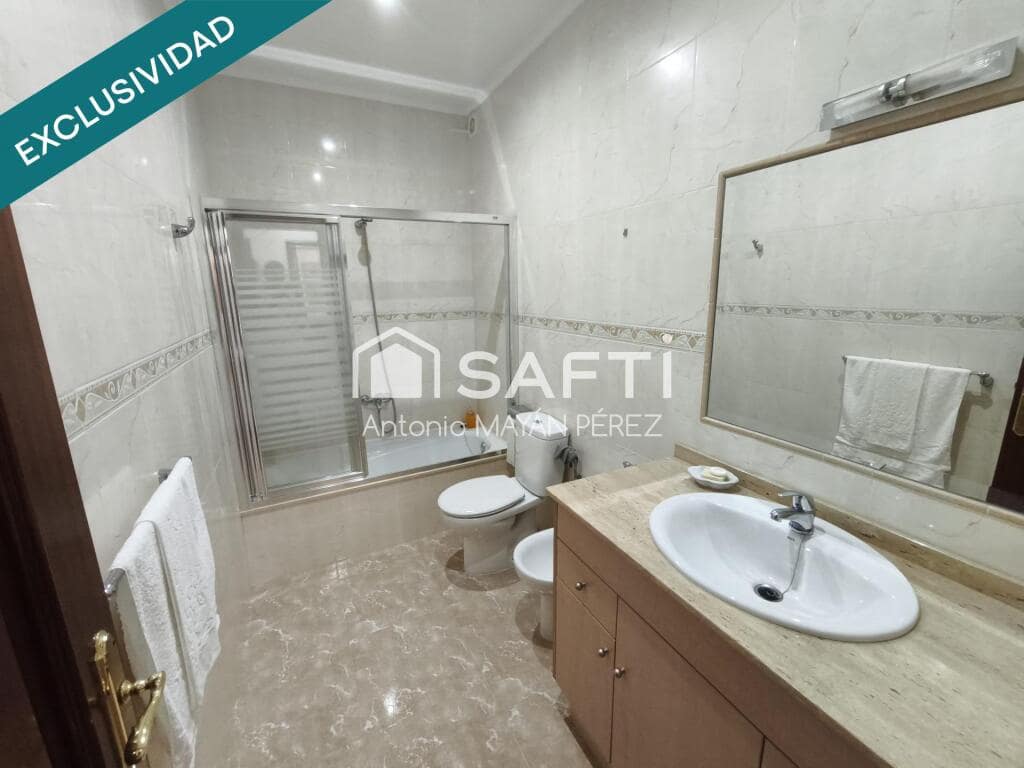 6 bedroom Villa for sale in Ribeira with garage - € 829,000 (Ref: 9174004)