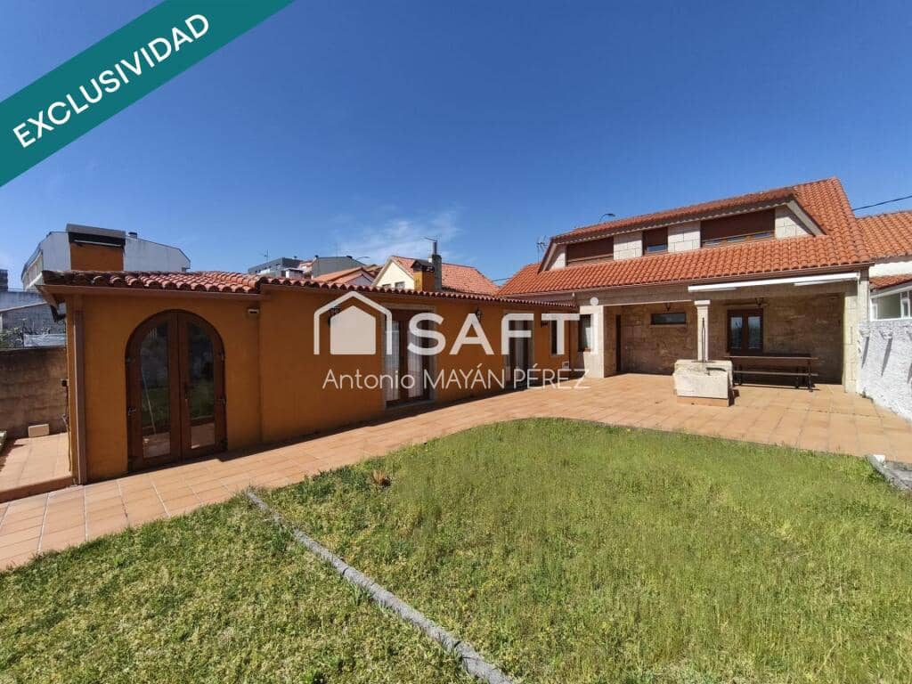 6 bedroom Villa for sale in Ribeira with garage - € 829,000 (Ref: 9174004)