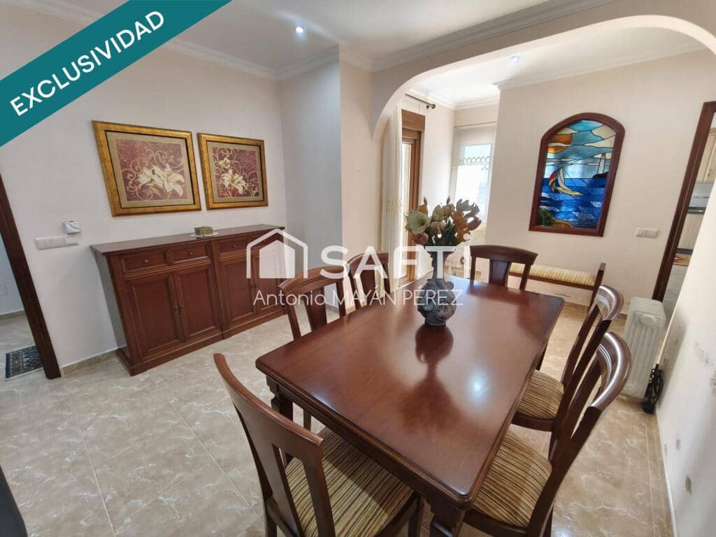 6 bedroom Villa for sale in Ribeira with garage - € 829,000 (Ref: 9174004)