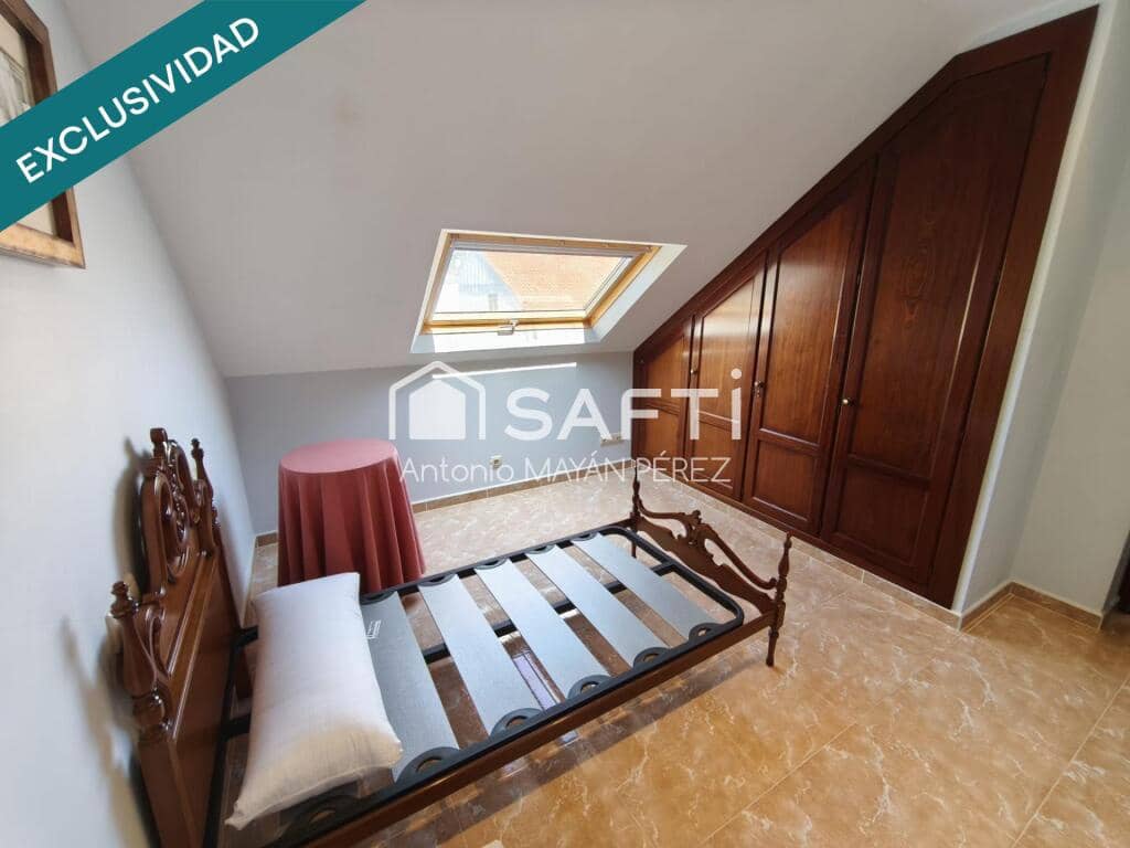 6 bedroom Villa for sale in Ribeira with garage - € 829,000 (Ref: 9174004)