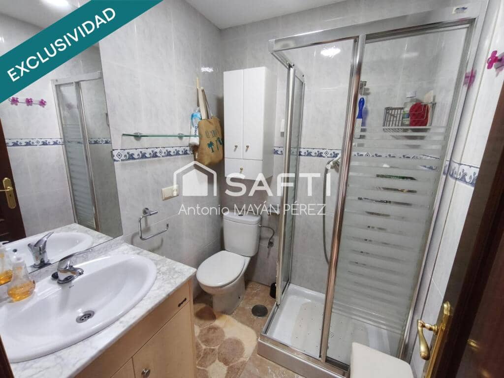 6 bedroom Villa for sale in Ribeira with garage - € 829,000 (Ref: 9174004)