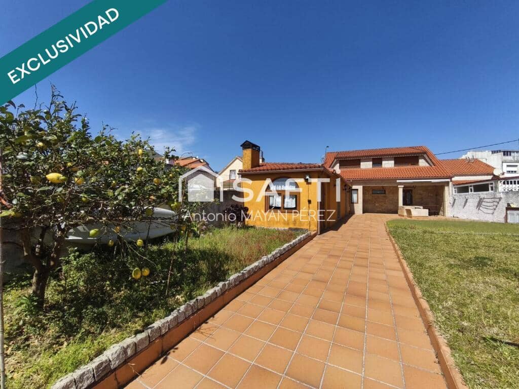 6 bedroom Villa for sale in Ribeira with garage - € 829,000 (Ref: 9174004)