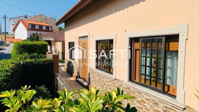 5 soveværelse Villa til salg i Ribeira med garage - € 269.000 (Ref: 9174008)