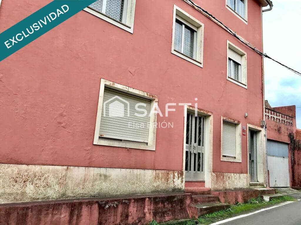 4 bedroom Terraced Villa for sale in Ribeira with garage - € 112,000 (Ref: 9174013)