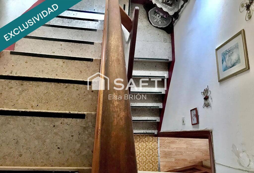 4 bedroom Terraced Villa for sale in Ribeira with garage - € 112,000 (Ref: 9174013)