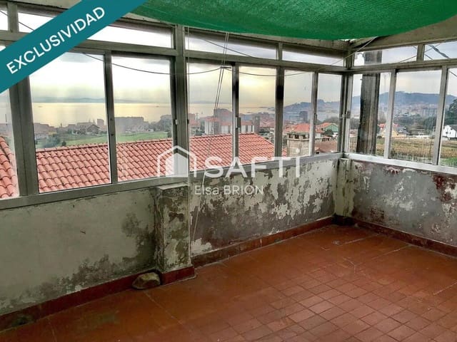 4 bedroom Terraced Villa for sale in Ribeira with garage - € 112,000 (Ref: 9174013)