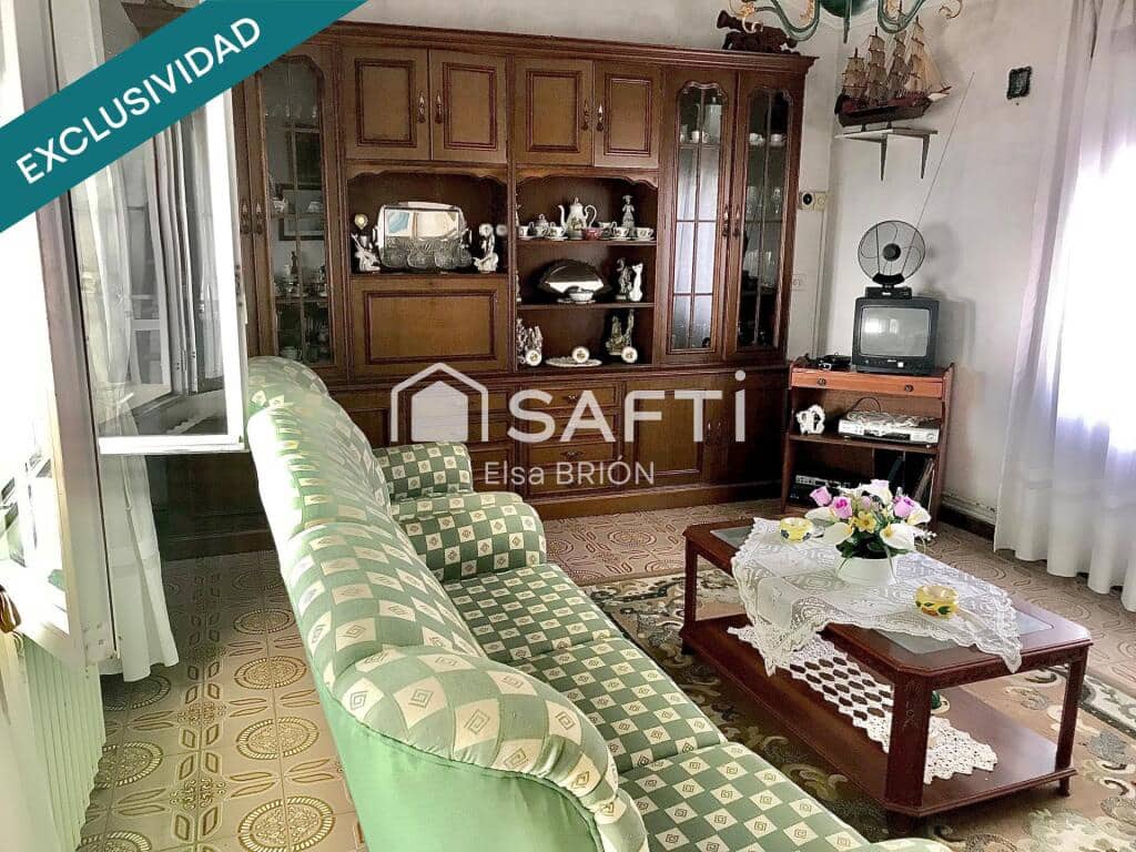 4 bedroom Terraced Villa for sale in Ribeira with garage - € 112,000 (Ref: 9174013)