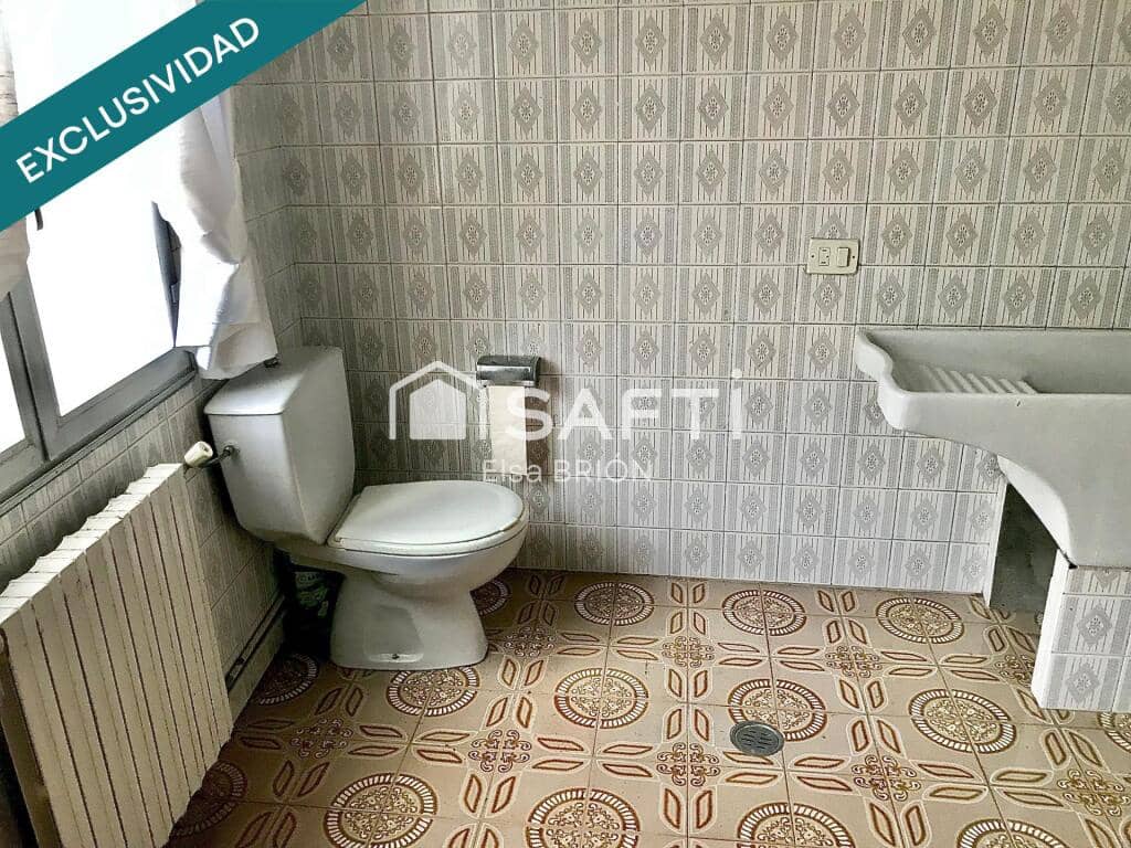 4 bedroom Terraced Villa for sale in Ribeira with garage - € 112,000 (Ref: 9174013)