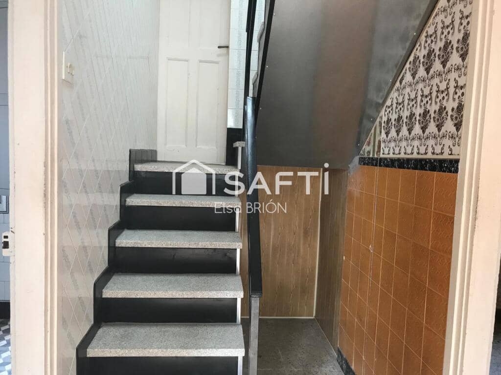 4 soveværelse Rækkehus til salg i Boiro - € 150.000 (Ref: 9174019)