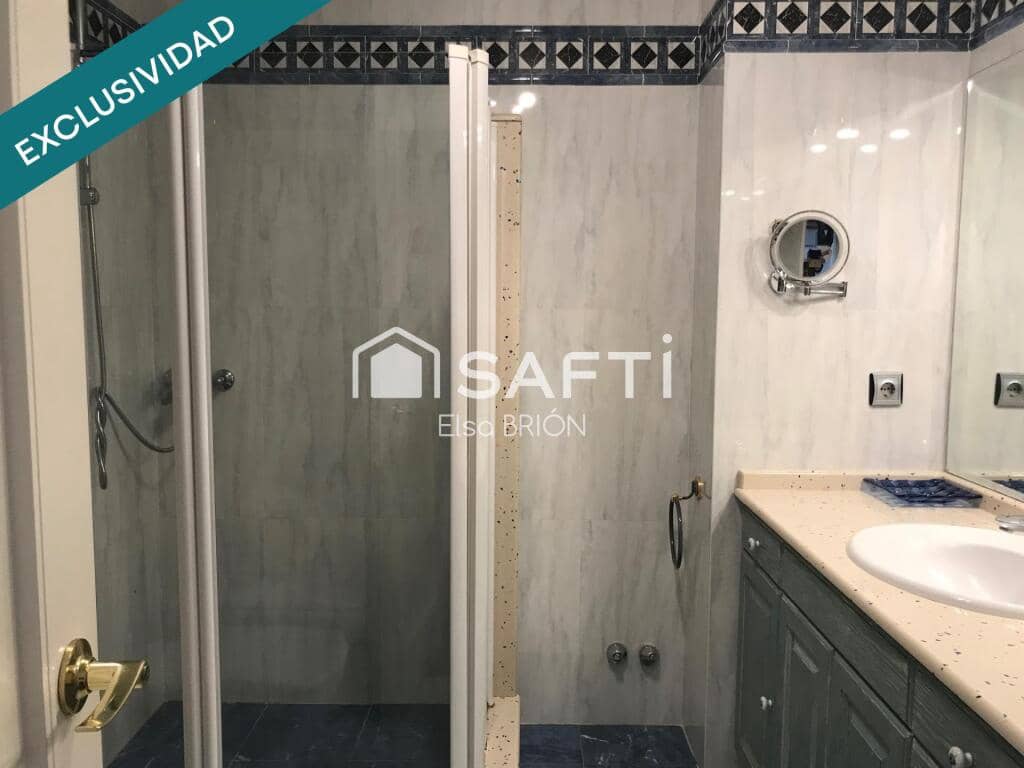 5 soveværelse Rækkehus til salg i Santiago de Compostela med swimmingpool garage - € 535.000 (Ref: 9174020)