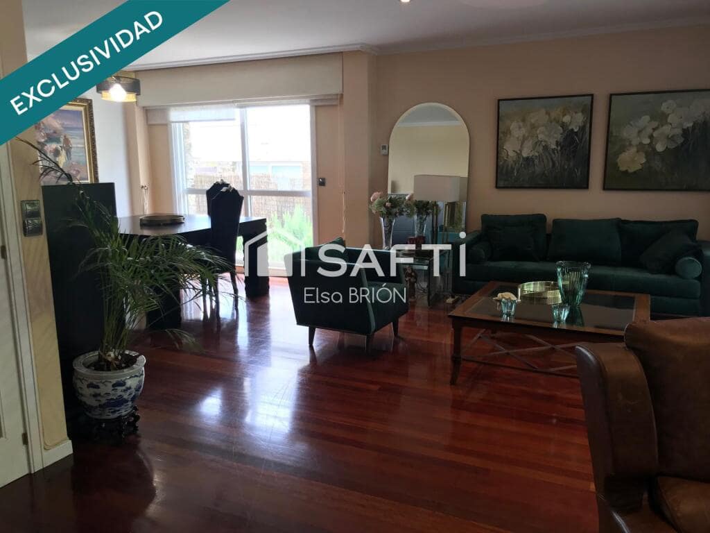 5 soveværelse Rækkehus til salg i Santiago de Compostela med swimmingpool garage - € 535.000 (Ref: 9174020)