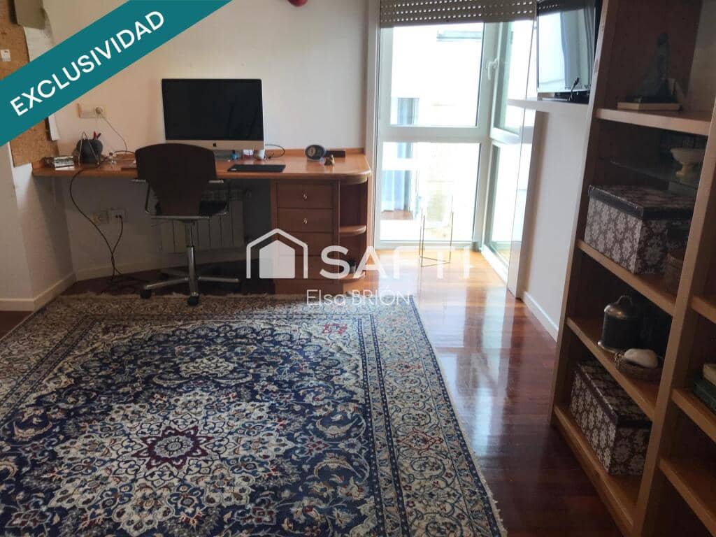 5 soveværelse Rækkehus til salg i Santiago de Compostela med swimmingpool garage - € 535.000 (Ref: 9174020)