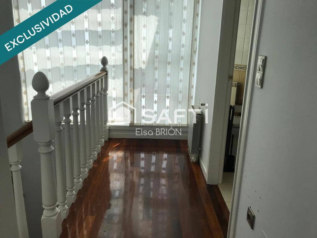 5 soveværelse Rækkehus til salg i Santiago de Compostela med swimmingpool garage - € 535.000 (Ref: 9174020)