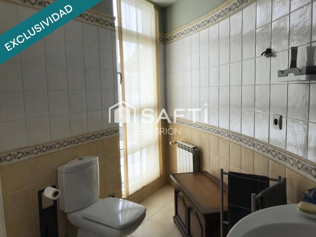 5 soveværelse Rækkehus til salg i Santiago de Compostela med swimmingpool garage - € 535.000 (Ref: 9174020)