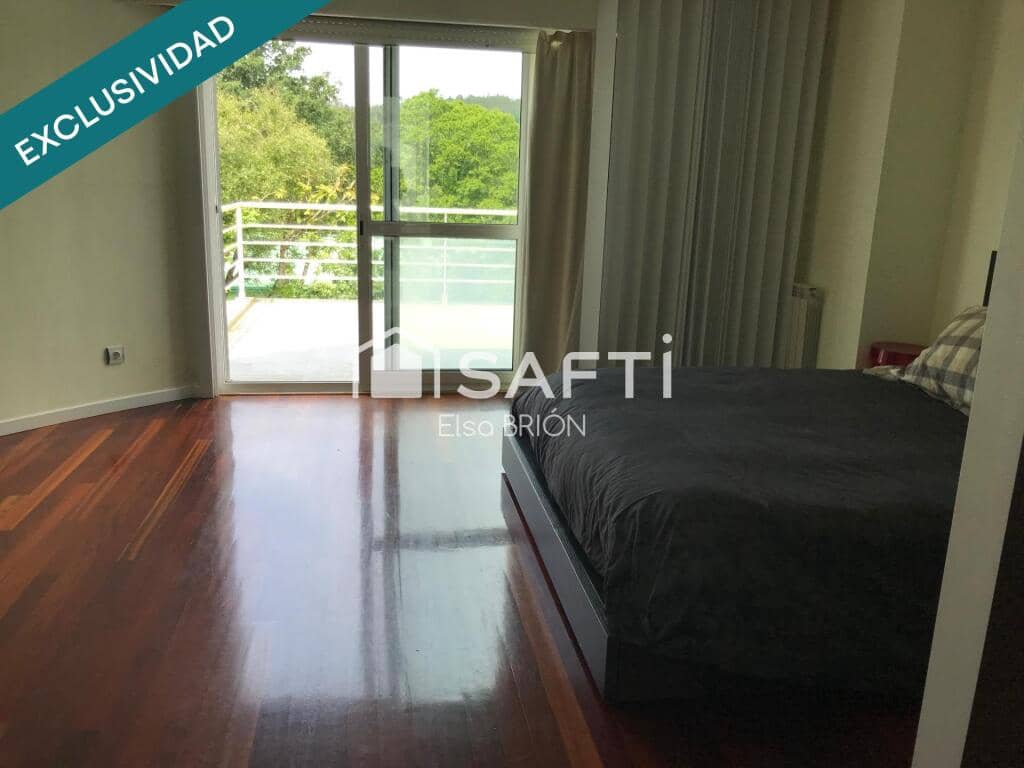 5 soveværelse Rækkehus til salg i Santiago de Compostela med swimmingpool garage - € 535.000 (Ref: 9174020)