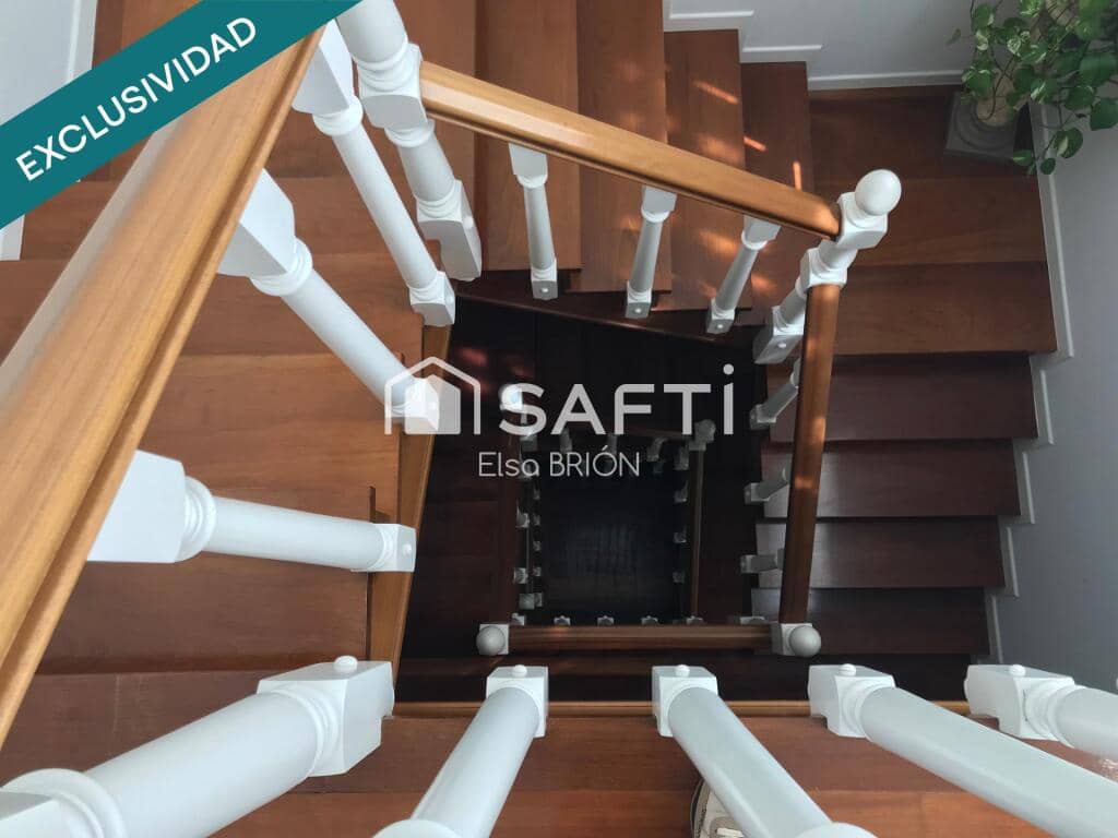 5 soveværelse Rækkehus til salg i Santiago de Compostela med swimmingpool garage - € 535.000 (Ref: 9174020)