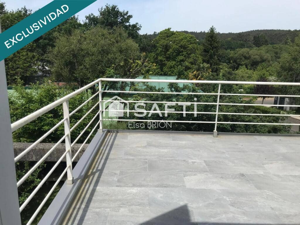 5 soveværelse Rækkehus til salg i Santiago de Compostela med swimmingpool garage - € 535.000 (Ref: 9174020)