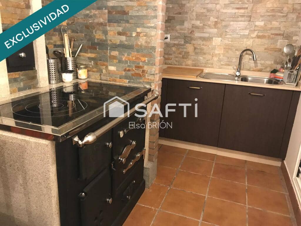 5 soveværelse Rækkehus til salg i Santiago de Compostela med swimmingpool garage - € 535.000 (Ref: 9174020)