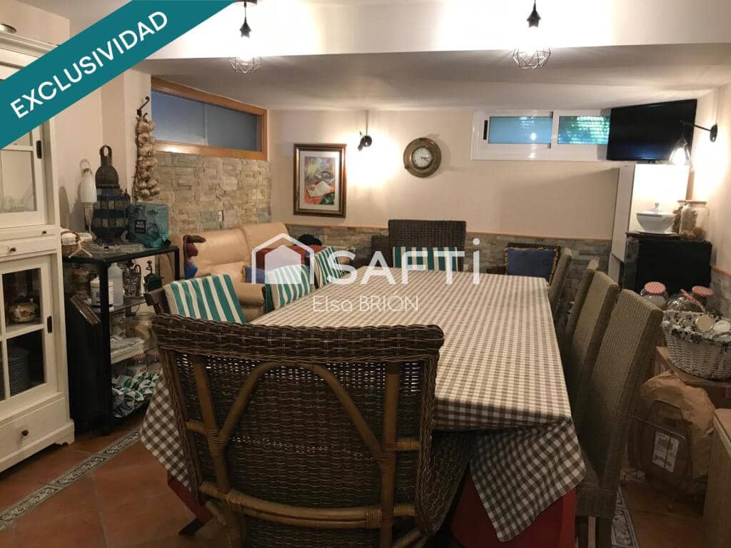 5 soveværelse Rækkehus til salg i Santiago de Compostela med swimmingpool garage - € 535.000 (Ref: 9174020)