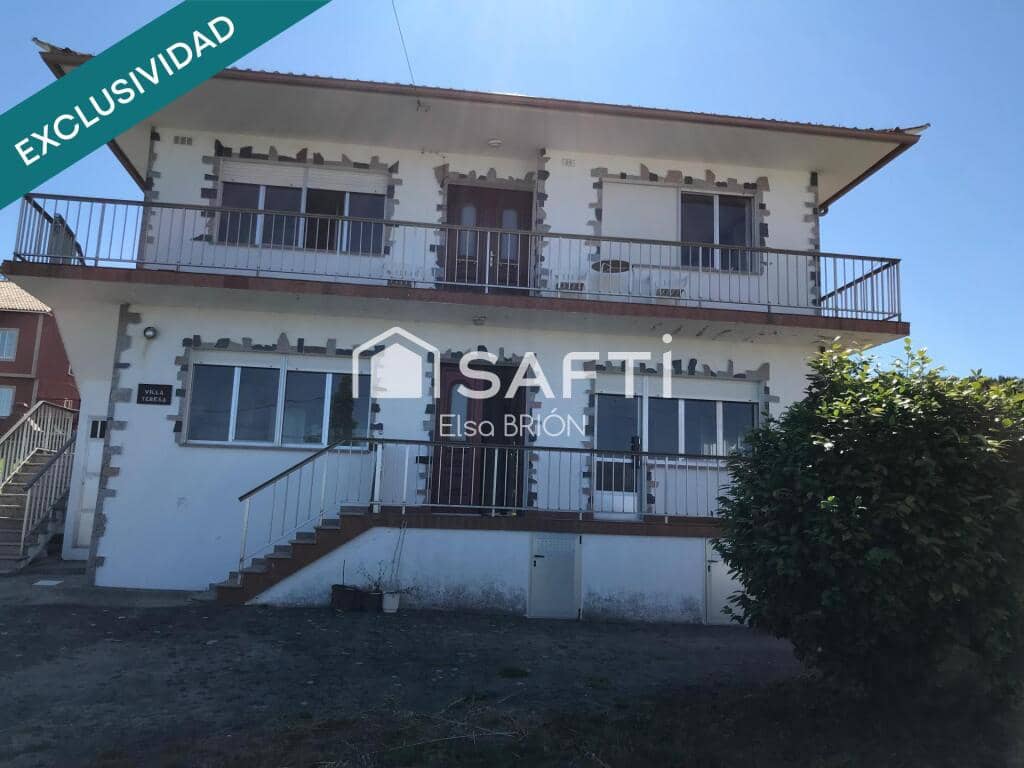 13 soveværelse Villa til salg i Porto do Son med garage - € 675.000 (Ref: 9174023)