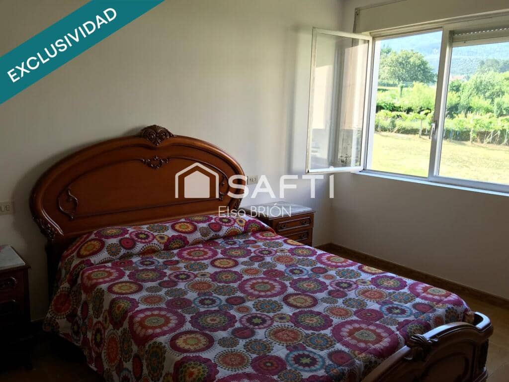 13 soveværelse Villa til salg i Porto do Son med garage - € 675.000 (Ref: 9174023)