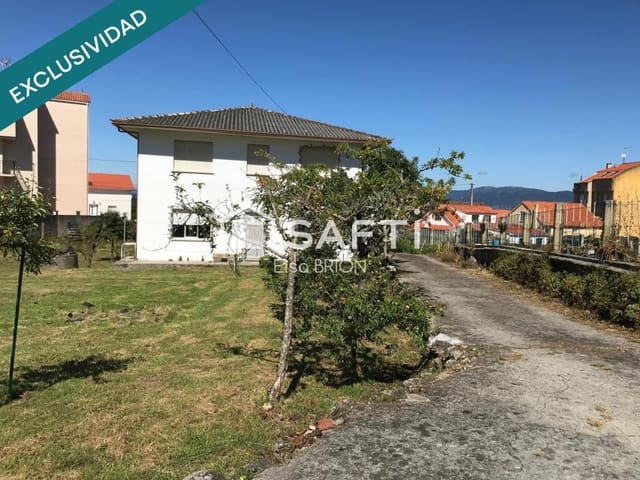 13 soveværelse Villa til salg i Porto do Son med garage - € 675.000 (Ref: 9174023)