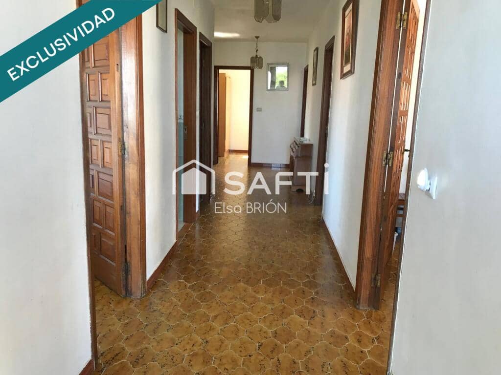 13 soveværelse Villa til salg i Porto do Son med garage - € 675.000 (Ref: 9174023)