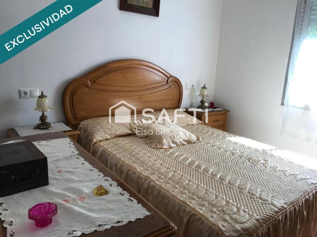 13 soveværelse Villa til salg i Porto do Son med garage - € 675.000 (Ref: 9174023)