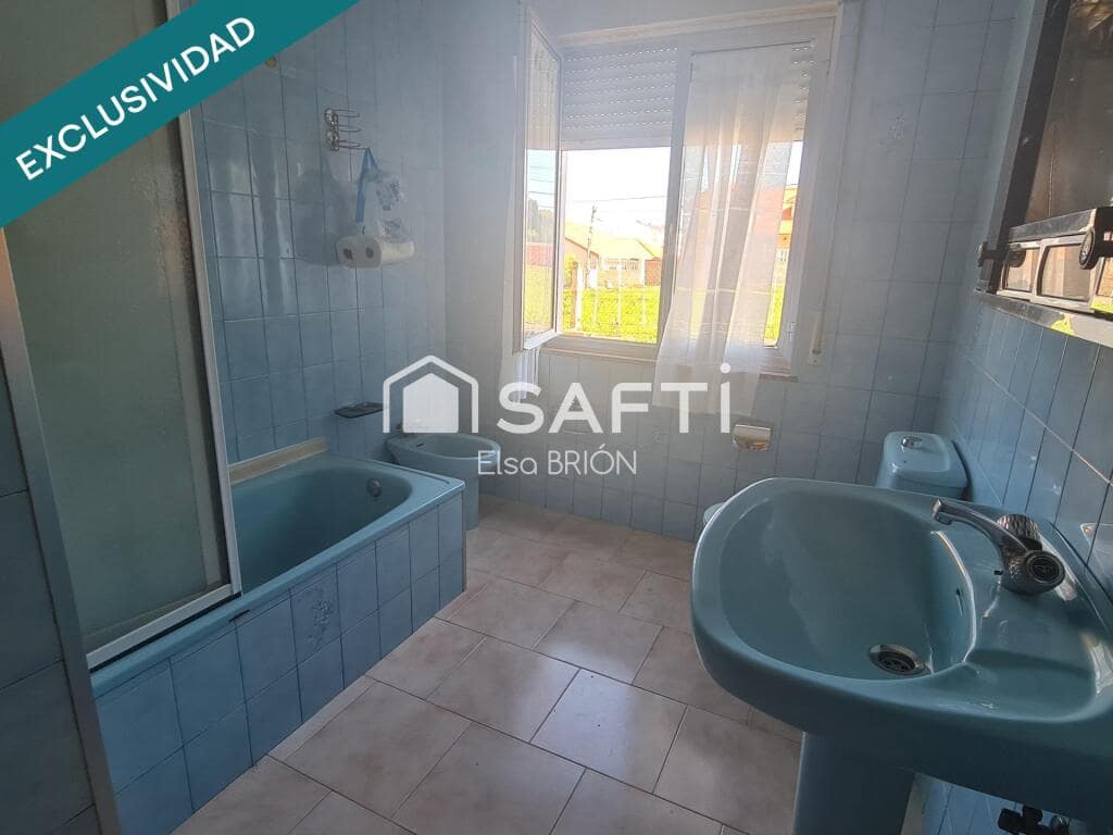 13 soveværelse Villa til salg i Porto do Son med garage - € 675.000 (Ref: 9174023)