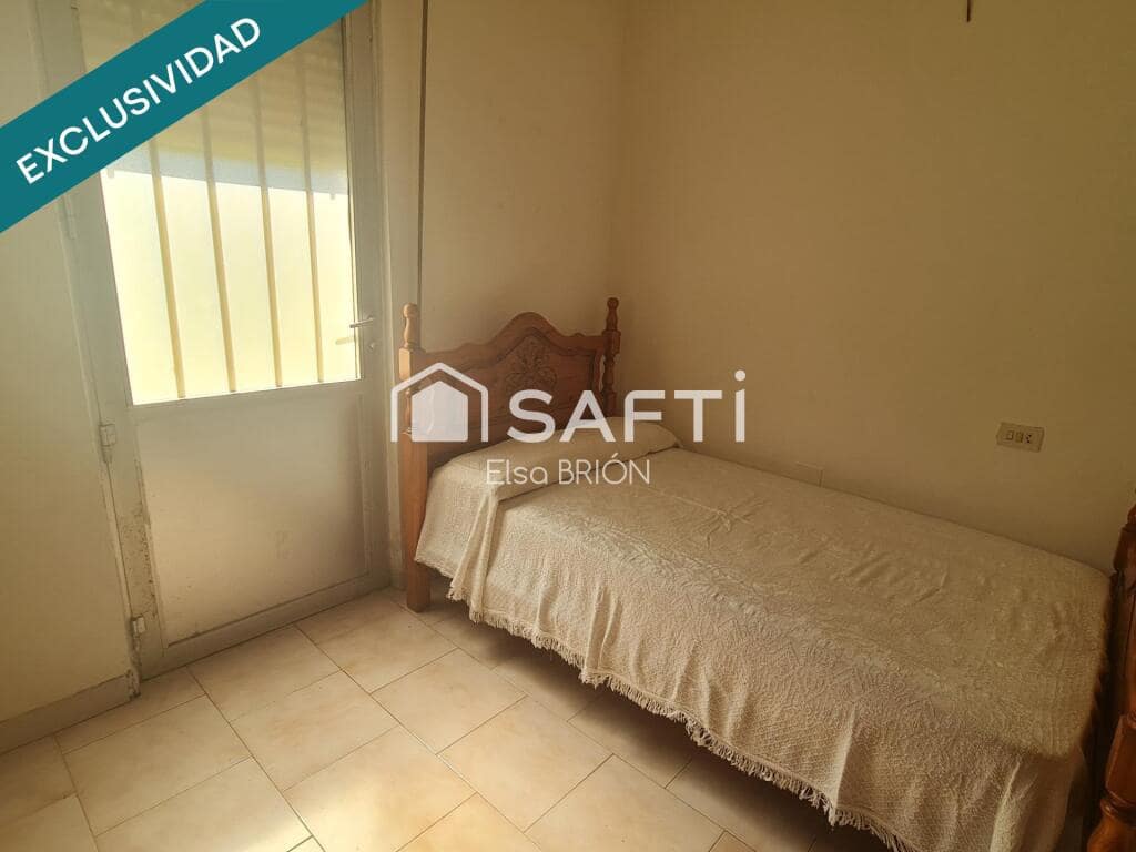 13 soveværelse Villa til salg i Porto do Son med garage - € 675.000 (Ref: 9174023)